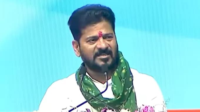 తెలంగాణ సీఎం అంటే ఎందుకంత చిన్నచూపు