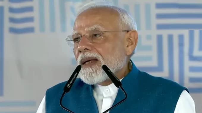 రెండో అతిపెద్ద మొబైల్‌ తయారీదారుగా భారత్‌: మోదీ