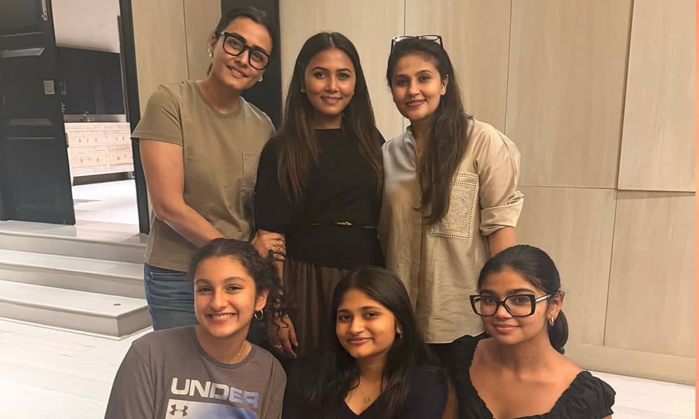 ఫ్రెండ్స్‌తో సరదా సాయంత్రం.. నమ్రతా లేటెస్ట్ పిక్స్ వైరల్! – movies