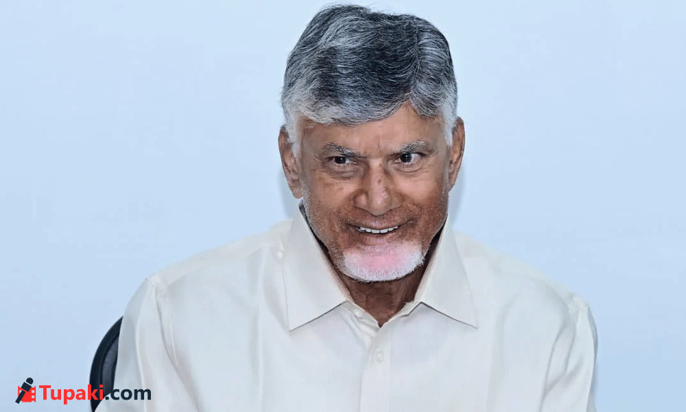పొలిటికల్ గా హీటెక్కిన వేళ ఢిల్లీకి బాబు ! – movies