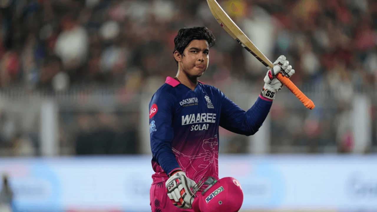 విరాట్ కోహ్లీ రికార్డు బద్దలు కొట్టిన వైభవ్ సూర్యవంశీ.. విధ్వంసం స్పష్టిస్తున్న బుడ్డోడు