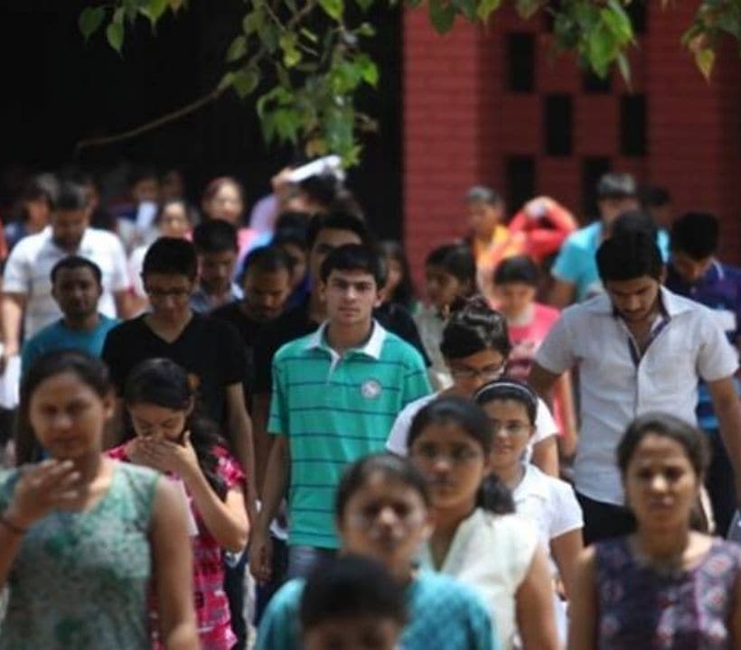 Up Records 90 Attendance In B Ed Entrance Exam Over 4 5 Lakh Candidates Appear