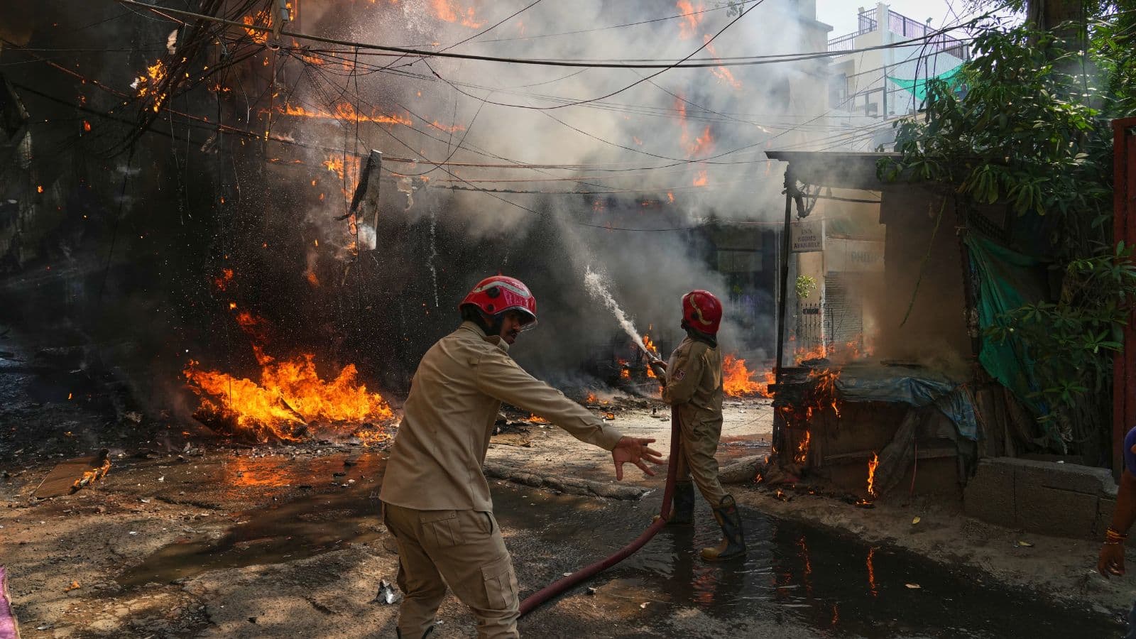 Delhi Malviya Nagar Restaurant Fire Live Updates