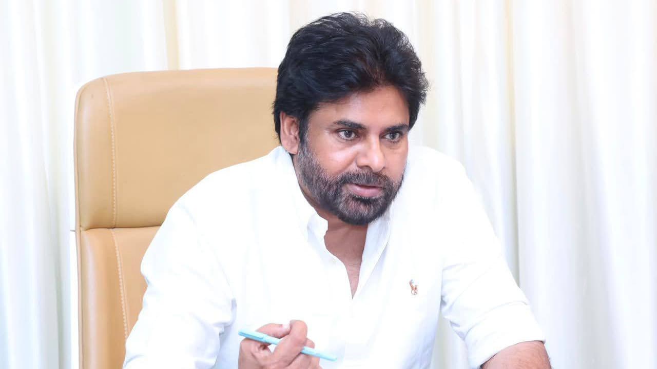 పవన్ కల్యాణ్ హైదరాబాద్ సభకు బ్రేక్.. అనుమతి నిరాకరించిన పోలీసులు