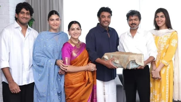 కుమార్తె పెళ్లికి విజయ్ ను ఆహ్వానించిన ఖుష్బూ.. భావోద్వేగ పోస్ట్