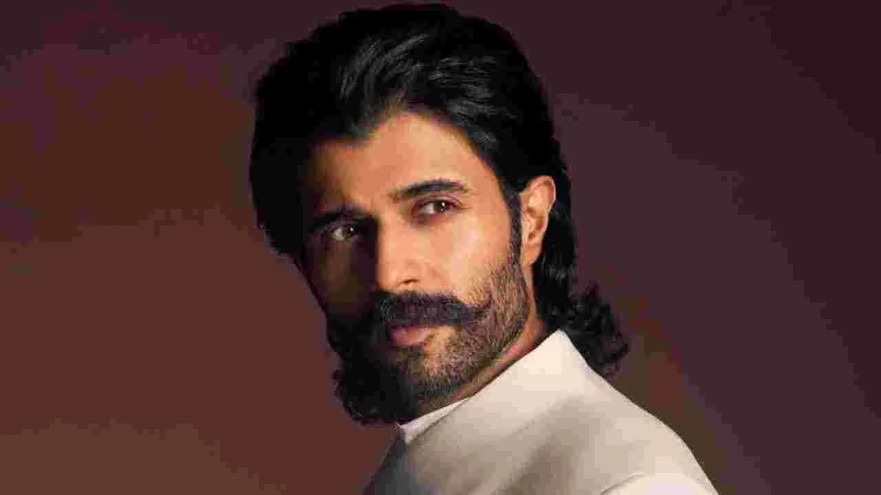 Vijay Deverakonda: రాజమౌళితో చేస్తే తప్ప టికెట్ రేట్లు పెంచను