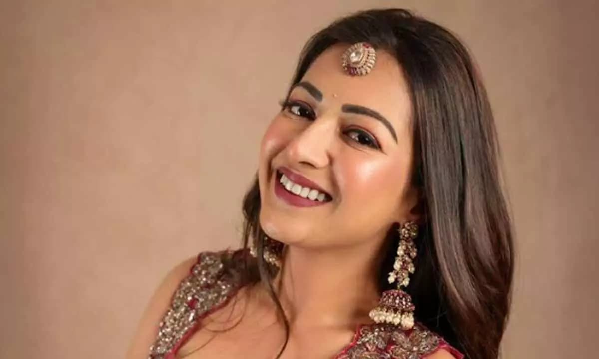 కరికాల: క్రేజీ పాన్ ఇండియా ప్రాజెక్టులో హీరోయిన్‌గా కేథరిన్.!