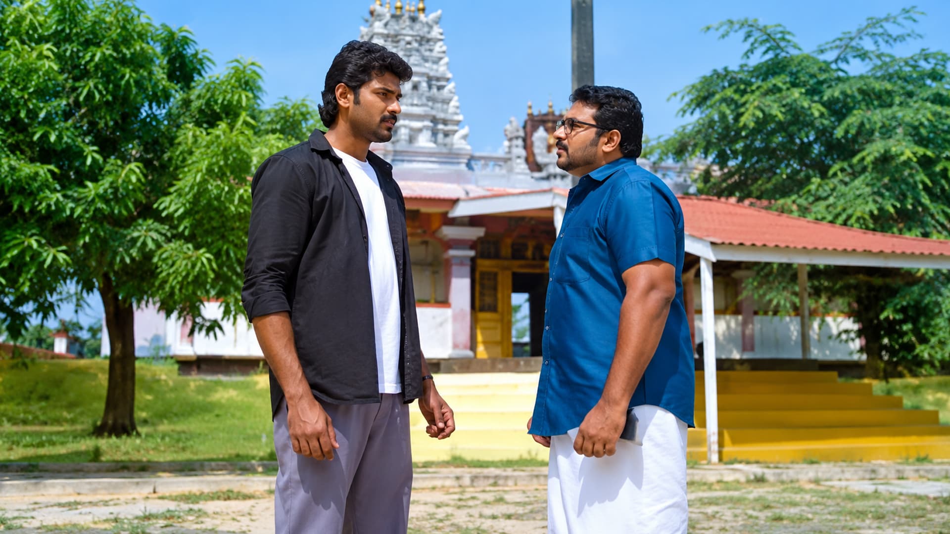 ఆఫీస్ లో అందరికి నిజం చెప్పేసిన జాను..‌షాక్ లో సంజయ్!