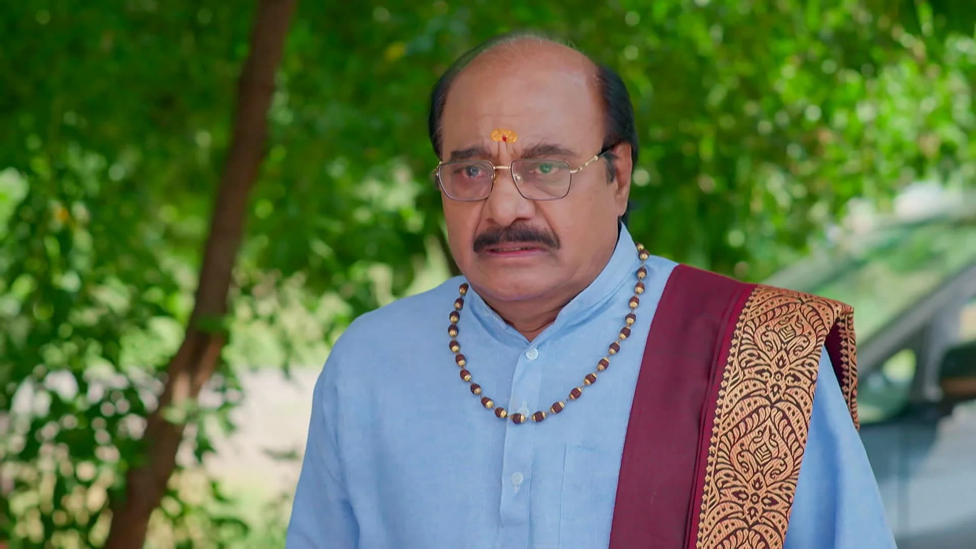 శివన్నారాయణ టిఫిన్ సెంటర్.. కన్నీరు పెట్టుకున్న కార్తీక్!
