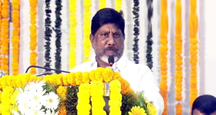 Telangana Duputy Cm Bhatti Vikramarka Chitchat With Media 378198