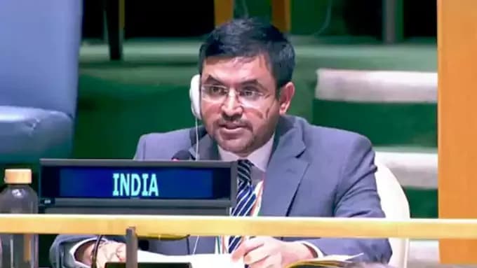 గుంతలనే పాక్ విజయంగా చెప్తోంది: భారత్ చురకలు – general