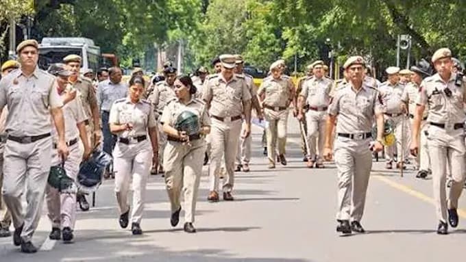 జంతర్మంతర్ వద్ద అరెస్టుల పర్వం జంతర్మంతర్ వద్ద అరెస్టుల పర్వం