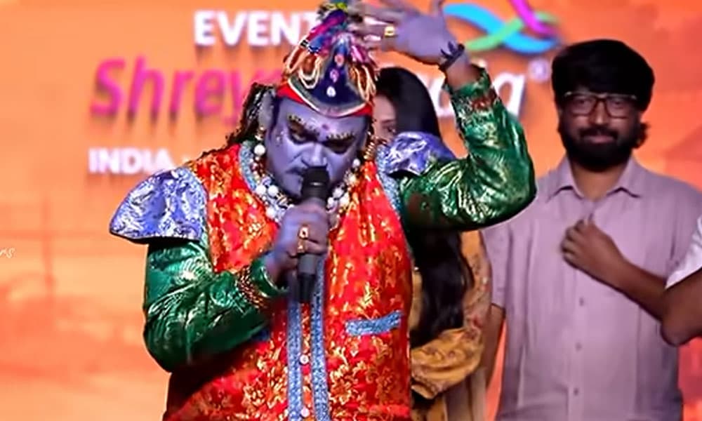 గరివిడి లక్ష్మి బుర్రకథ.. షకలక శంకర్ అద్భుత ప్రదర్శన గరివిడి లక్ష్మి బుర్రకథ.. షకలక శంకర్ అద్భుత ప్రదర్శన