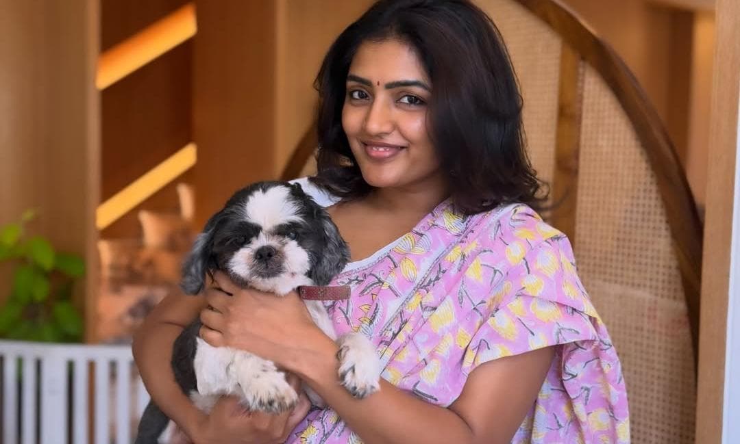 దూసుకుపోతున్న తరుణ్ భాస్కర్.. మరి ఈషా సంగతేంటి? దూసుకుపోతున్న తరుణ్ భాస్కర్.. మరి ఈషా సంగతేంటి?