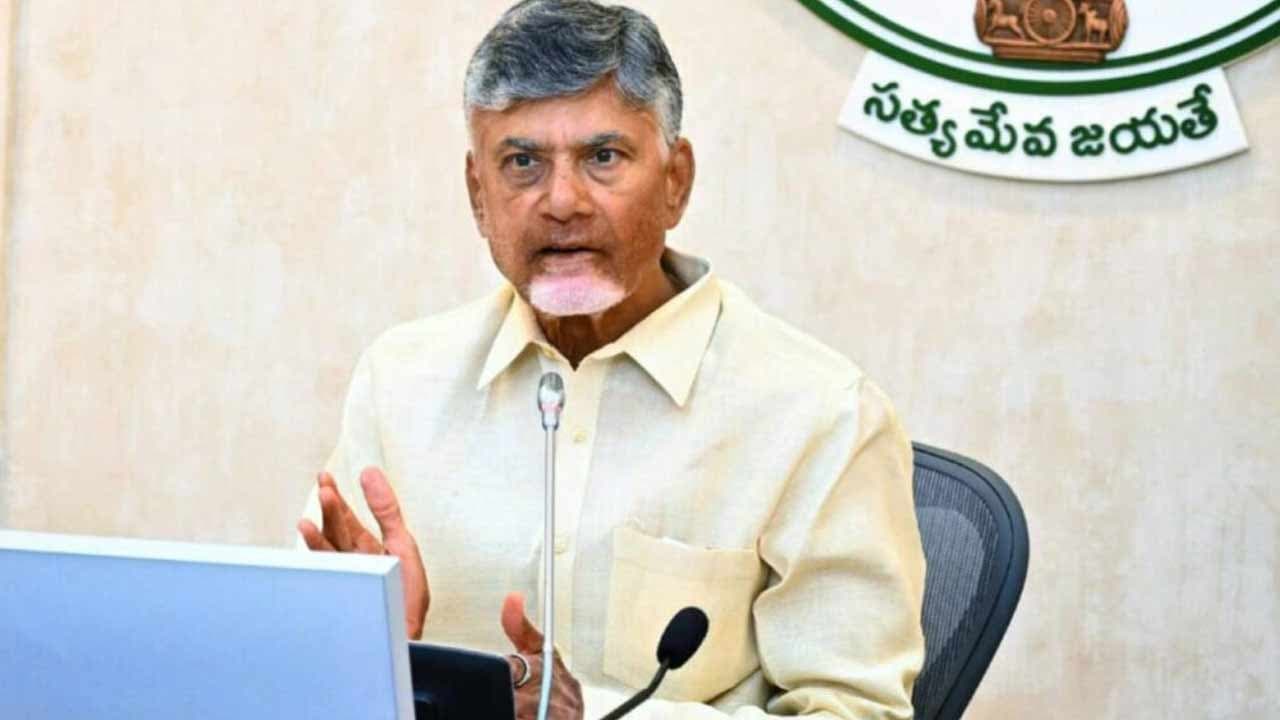 గోదావరి పుష్కరాలపై చంద్రబాబు సమీక్ష.. పవన్ కల్యాణ్ సూచనలు పరిగణనలోకి తీసుకోవాలని ఆదేశం