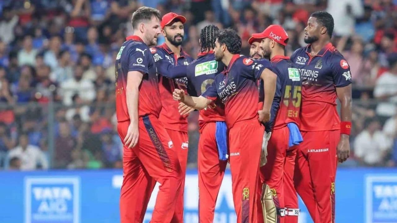 గుజరాత్ టైటాన్స్ ను దెబ్బకొట్టేందుకు ఆర్సీబీ పక్కా ప్లాన్.. టీమ్ లో బిగ్ ఛేంజ్