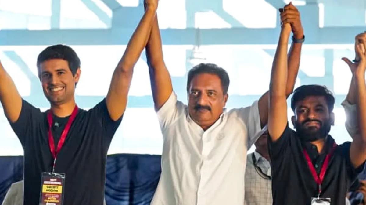 ధృవ్ రాఠీ అరెస్ట్..: మఫ్టీలో ఇంటికి వెళ్లిన పోలీసులు: అదుపులో స్టార్ యూట్యూబర్ ధృవ్ రాఠీ అరెస్ట్..: మఫ్టీలో ఇంటికి వెళ్లిన పోలీసులు: అదుపులో స్టార్ యూట్యూబర్