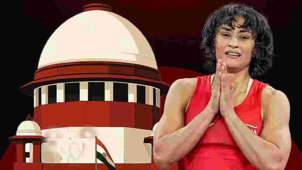 స్టార్ రెజ్లర్ వినేశ్ ఫొగాట్ కు సుప్రీంకోర్టులో ఊరట