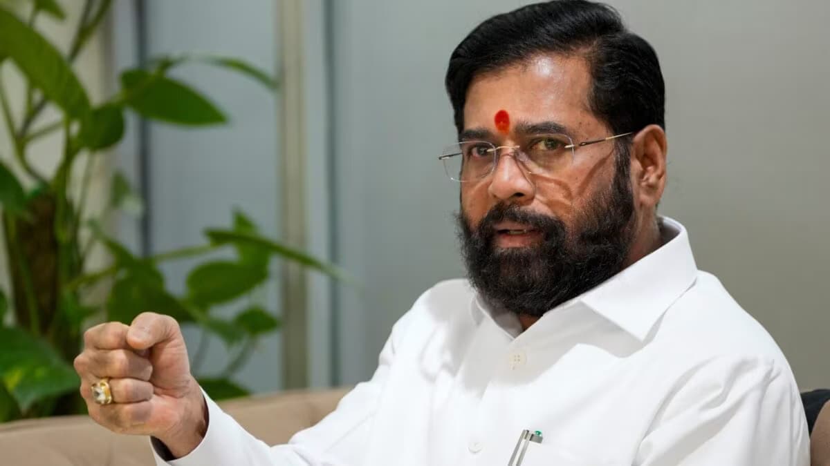 యువతకు నైపుణ్యాలు, స్టార్టప్లపై దృష్టి పెట్టాలని కోరిన ఎక్నాత్ షిండే యువతకు నైపుణ్యాలు, స్టార్టప్లపై దృష్టి పెట్టాలని కోరిన ఎక్నాత్ షిండే
