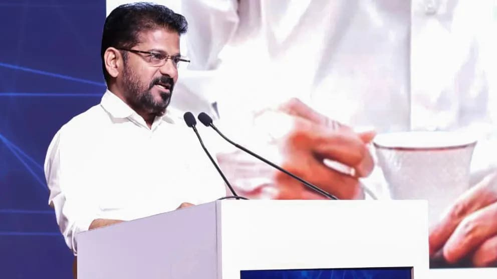 గోవా డ్రగ్స్కు మూలం అని రేవంత్ ఆరోపణలు గోవా డ్రగ్స్కు మూలం అని రేవంత్ ఆరోపణలు