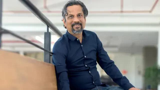 అమెరికా టెకీలకు శ్రీధర్ పిలుపు: తిరిగి రండి!