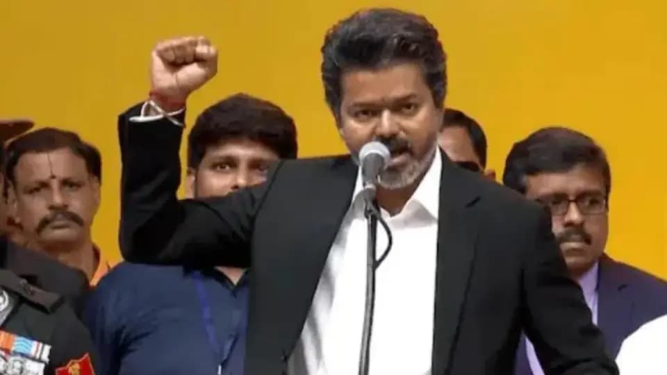 విజయ్ సీటులో ఉప ఎన్నికలు ఎందుకు జరగలేదు? విజయ్ సీటులో ఉప ఎన్నికలు ఎందుకు జరగలేదు?