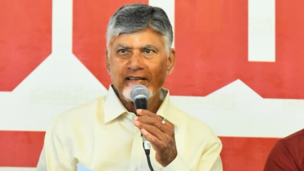 రాక్షసులు, దుర్మార్గులతో యుద్ధం చేస్తూ సుపరిపాలన యజ్ఞం చేస్తున్నాం