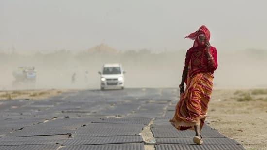 Scorching Inequality How Heatwaves Are Hitting India S Blue Collar Women Hardest