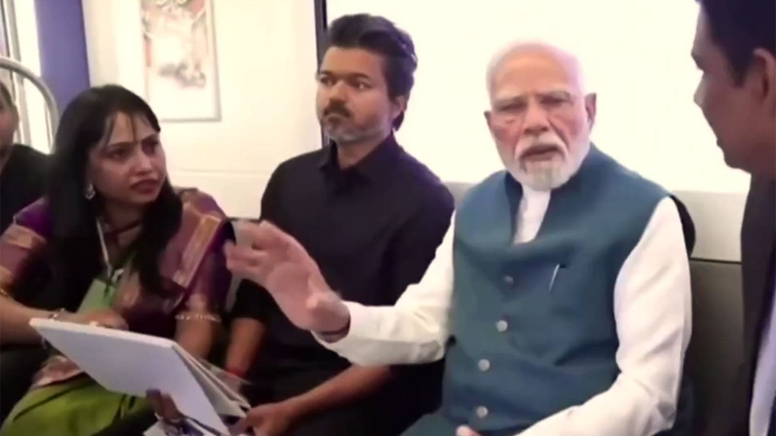 విజయ్ మొహం ఎప్పుడూ ఇంతేనా? కాస్త నటించొచ్చుగా? – movies